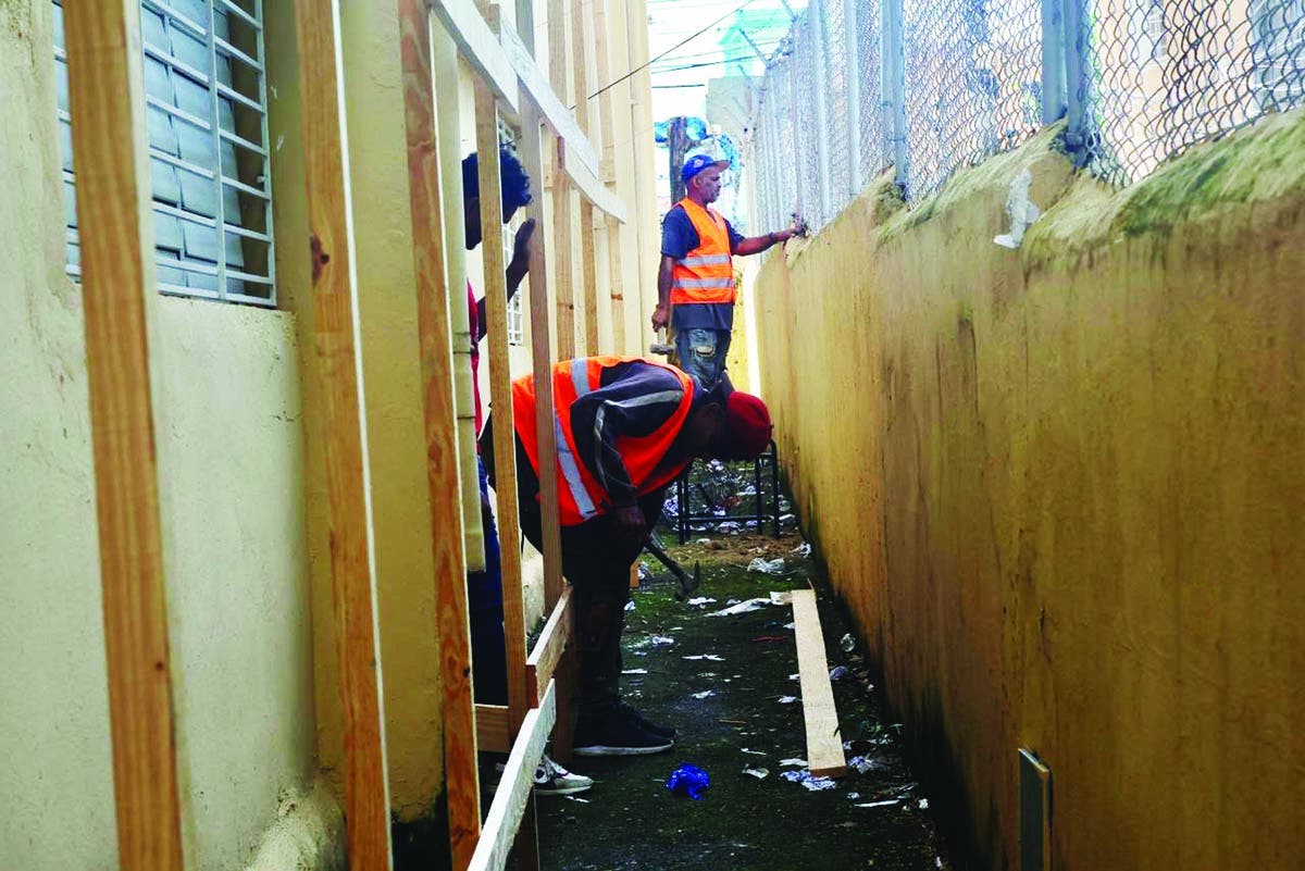 Profesores levantan huelga en Boca Chica