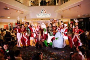 Acrópolis Business Mall da la bienvenida a la Navidad con un gran show