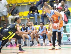 Todos Estrellas de Consuelo avanza a la final del TBS-SPM 2025