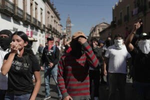 México registra el tercer día consecutivo de manifestaciones tras el asesinato de alcalde