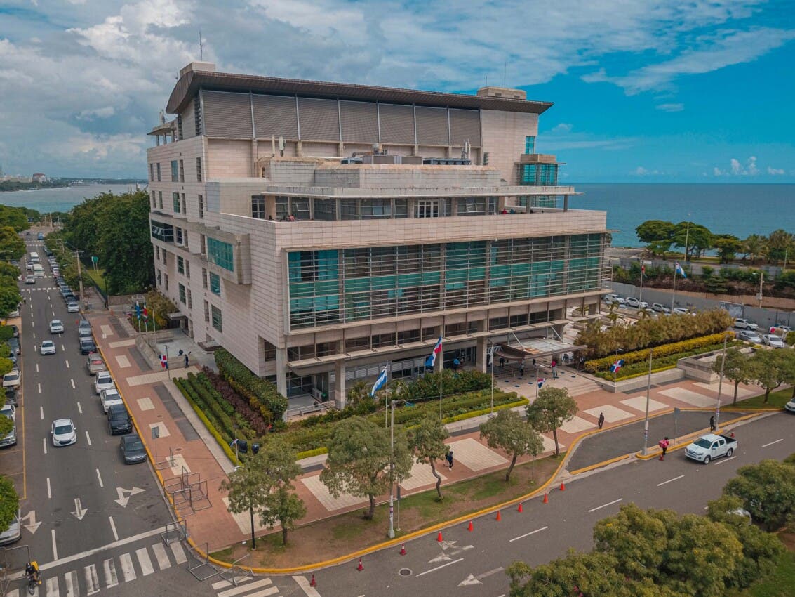 Tribunal dicta prisión contra hombre que taló árboles Jarabacoa