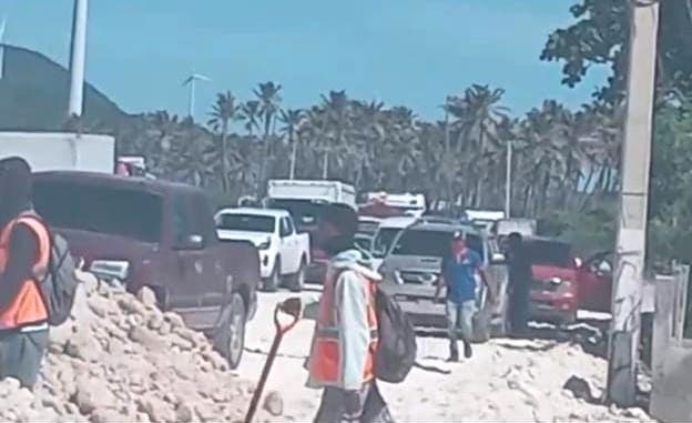 Agricultores de Juancho paralizan el Sur por falta de energía y agua para sus cultivos