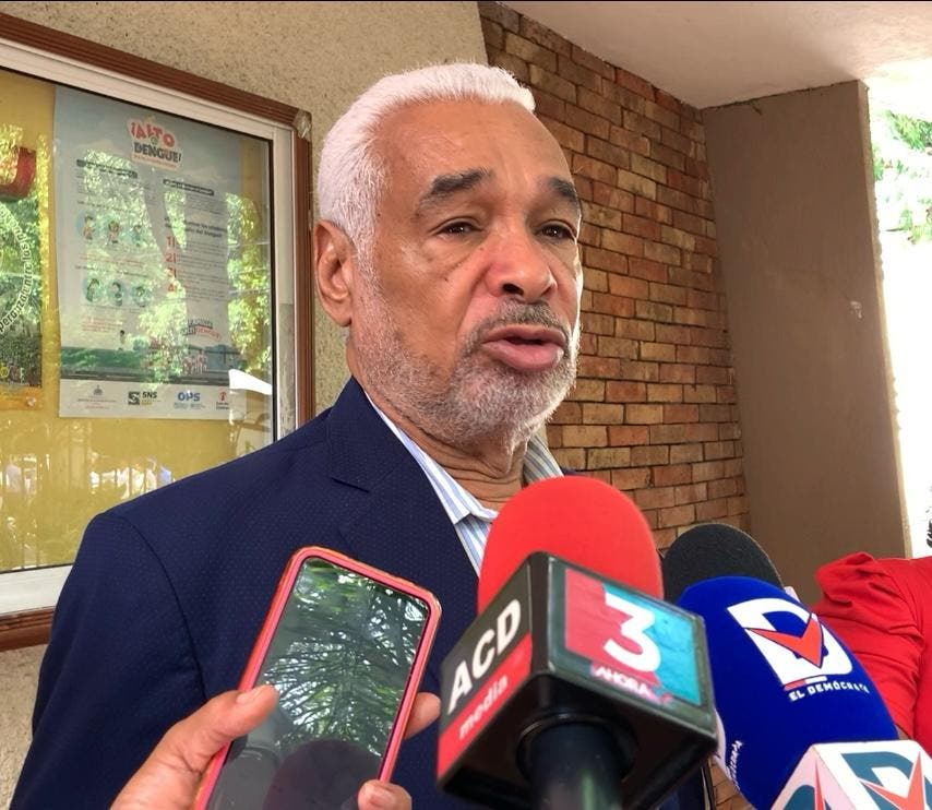 Radhamés Camacho acusa al Gobierno de buscar excusas para no ajustar indexación salarial