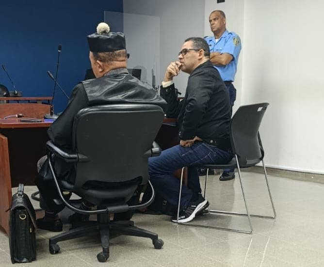 Argenis denuncia montaje del Ministerio Público en caso asesinato catedrático de la UASD