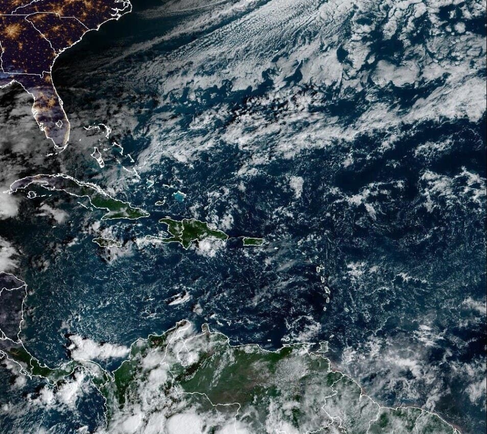 Lluvias intermitentes y nubosidad en toda la República Dominicana