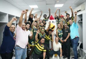 San Carlos impone su poder y empata serie contra el Barias