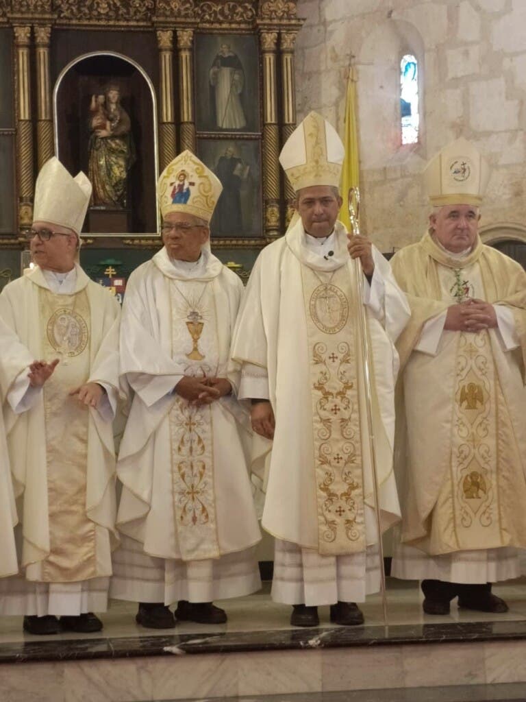 Monseñor Carlos Tomás Morel Diplán asumió oficialmente como Arzobispo Coadjutor de Santo Domingo