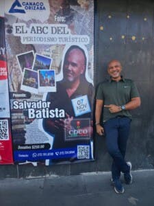 Salvador Batista participa en conferencia “El ABC del Periodismo Turístico”