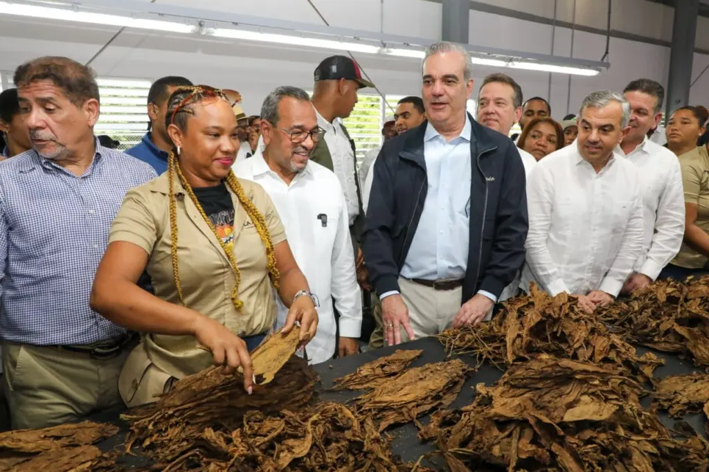 Avanza la transformación productiva de San Juan con industria, agro y turismo