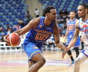 Mauricio Báez saca garras de campeón