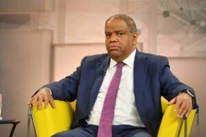 Danilo Díaz exige renuncia de Paliza tras polémico discurso sobre narcotráfico