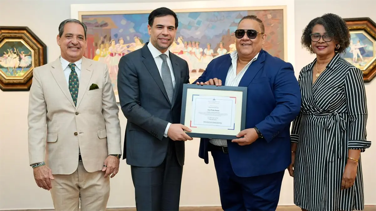 Ministerio de Cultura exalta a seis merengueros en galería permanente