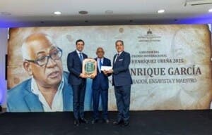 Ministerio de Cultura entrega Premio Internacional Pedro Henríquez Ureña a José Enrique García