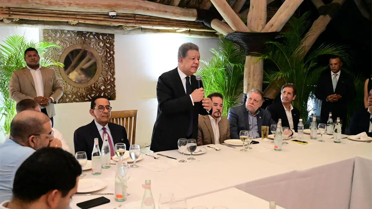 Leonel Fernández advierte sobre una “crisis de confianza y credibilidad” en el gobierno del PRM