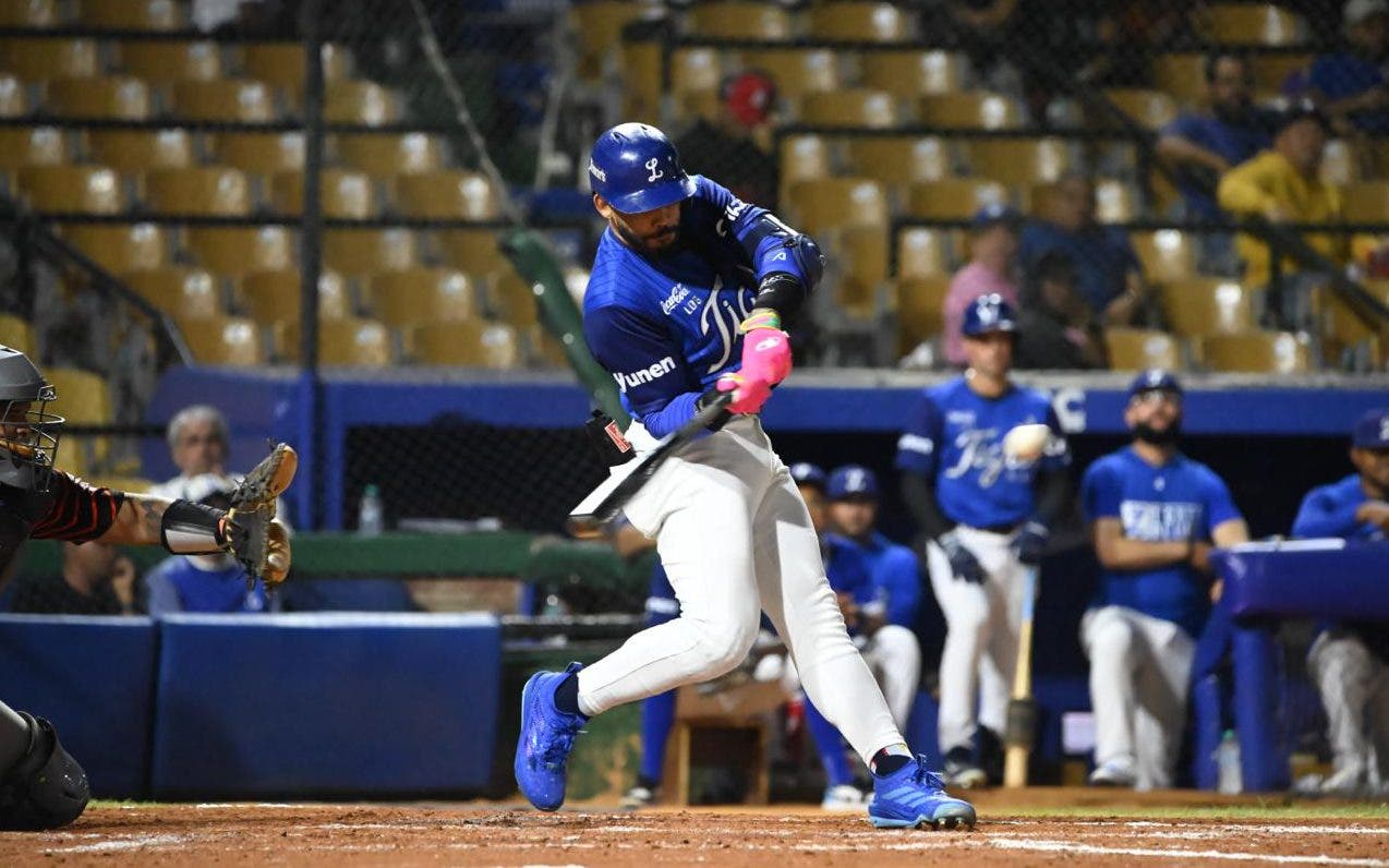Campusano y Rojas Jr. comandan ofensiva del Licey en importante victoria contra los Toros