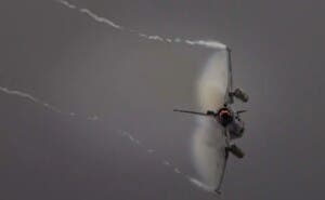 Venezuela refuerza defensa: Interceptan avión sin autorización