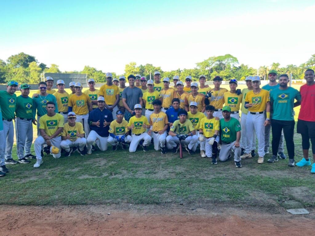 Soto señala que el béisbol profesional, y el éxito en general, conlleva un alto costo de sacrificio que los fanáticos rara vez perciben.
