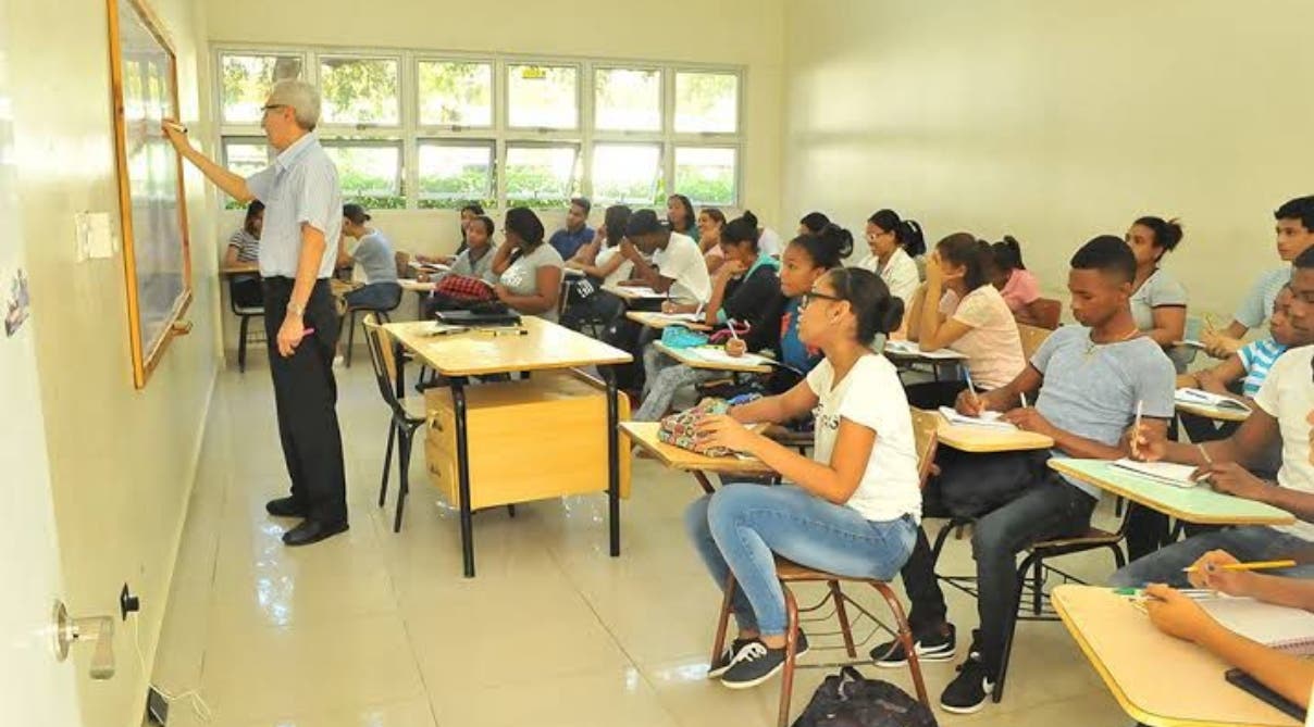 Pedernales con bajo acceso a universidad
