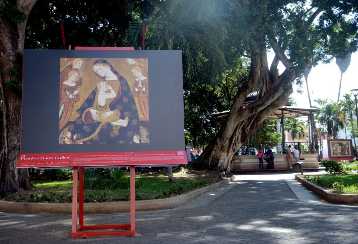 Museo abierto embellece calles de Santiago