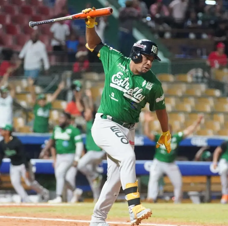 ¿Cómo logró Emmanuel Valdez conectar grand slam para darle victoria a las Estrellas sobre los Leones?