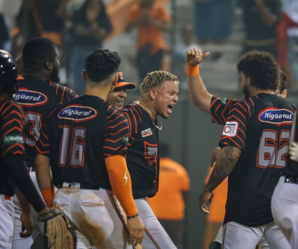 Toros del Este a las puertas del playoff