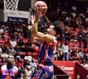 Luismal y Richard imparables en triunfo club Máximo Gómez