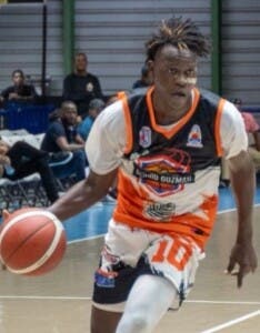 Club Antonio Guzmán en la semifinal