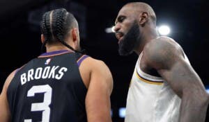 LeBron salva a Lakers en una noche alocada