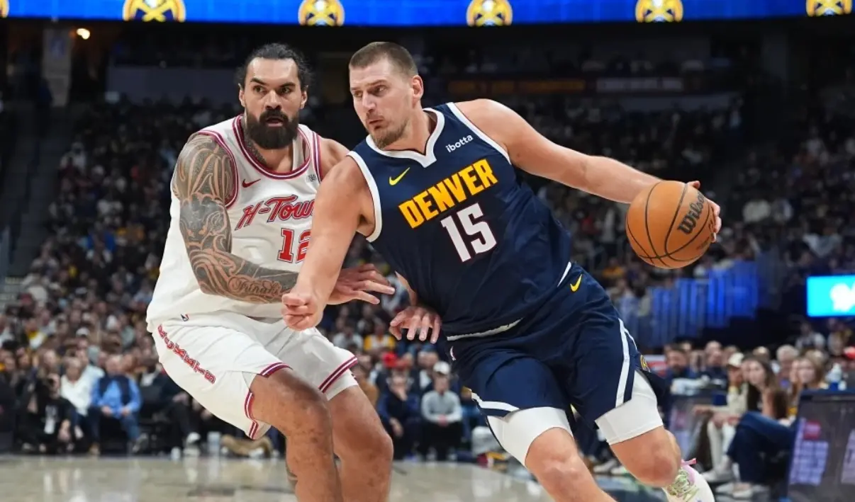 Nikola Jokic aplasta Rockets con otro triple doble