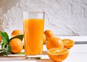Investigación destaca efectos del jugo de naranja en la salud cardiovascular