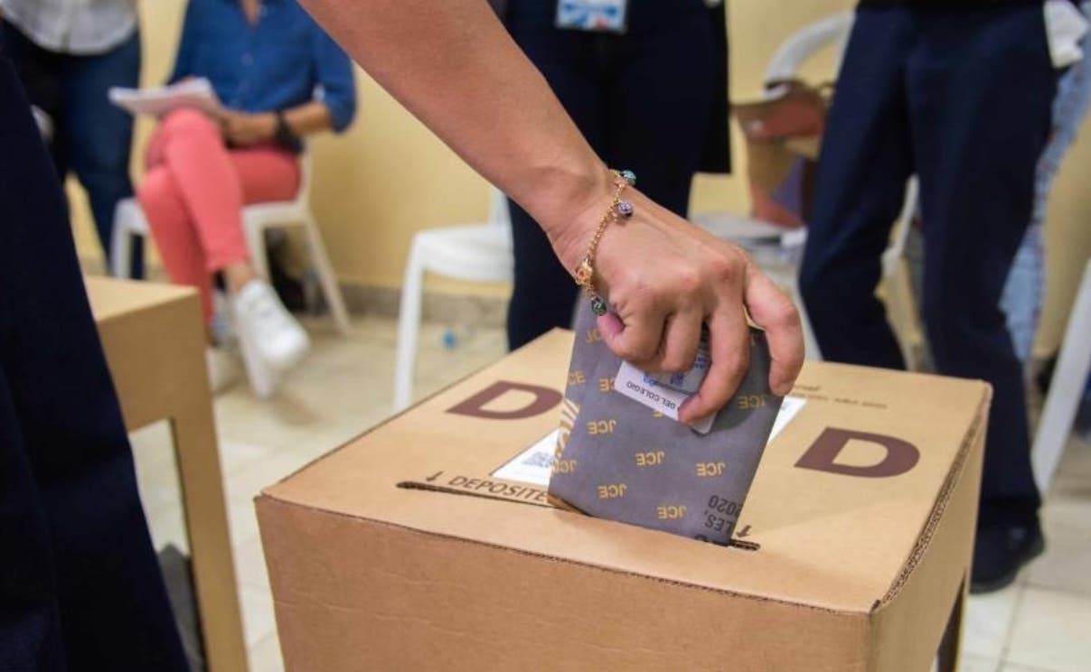 Partidos dominicanos aceleran proselitismo rumbo a 2028 pese a advertencias de la JCE