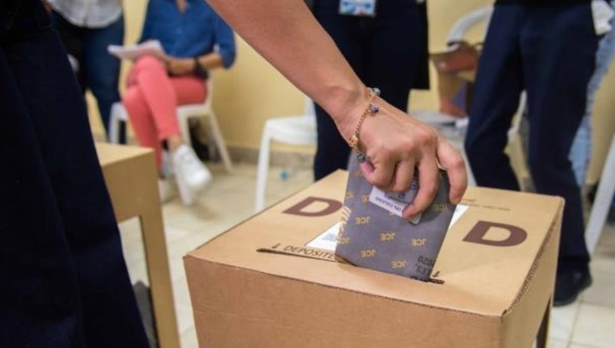 Por qué la maquinaria política no garantiza victorias electorales en República Dominicana