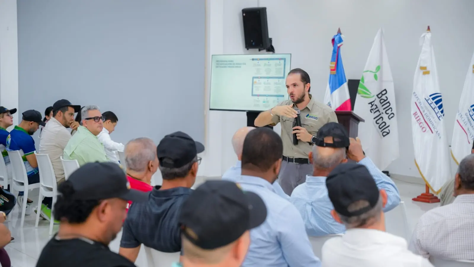 Productores de Montecristi y Dajabón recibirán RD$23 millones para energía solar