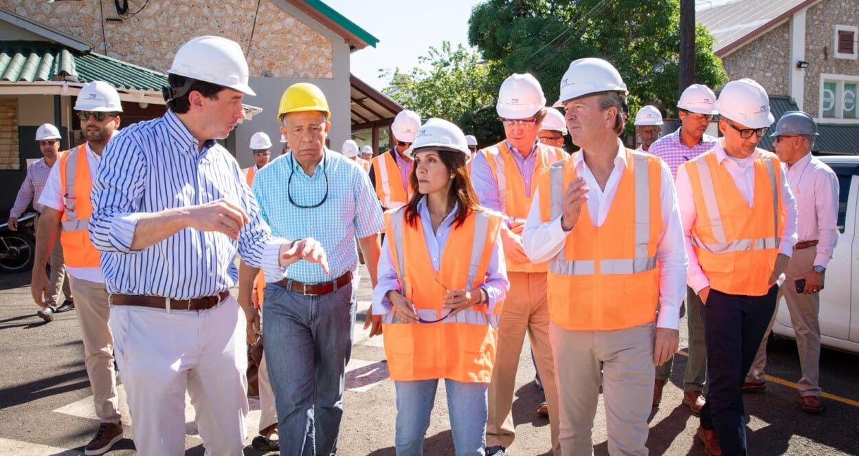 La embajadora Leah Campos destaca el papel crucial de Central Romana en la economía dominico-estadounidense
