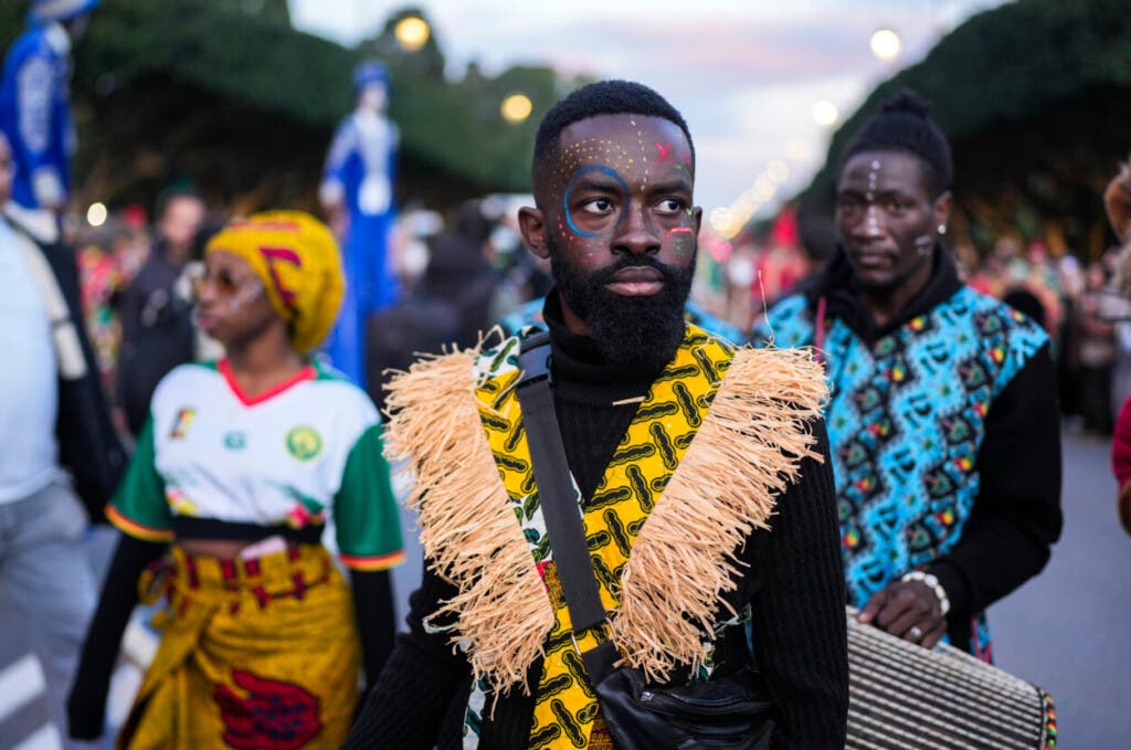 Aficionados participan en un desfile celebrando la Copa Africana de Naciones en Rabat, Marruecos el sábado 20 de diciembre del 2025. (AP Foto/Mosa'ab Elshamy)
