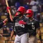Alexander Canario conecta dos de cuatro cuadrangulares en paliza sobre Licey