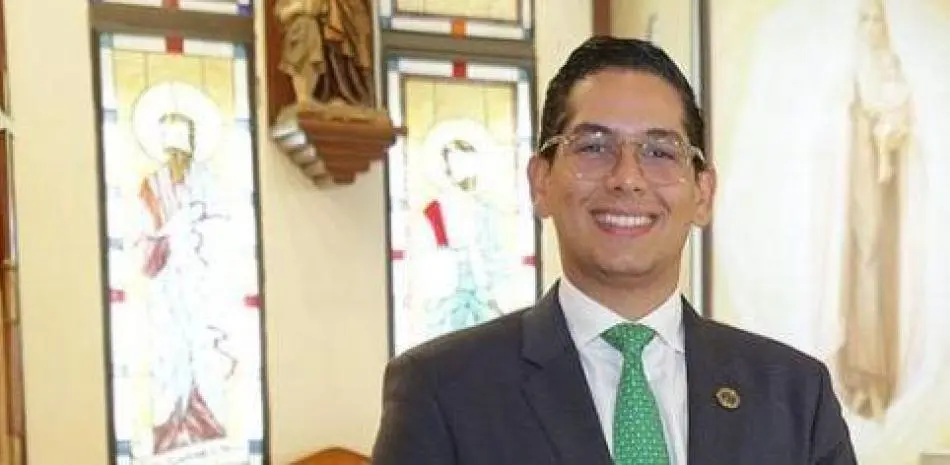 También fue arrestado el exgerente financiero de Senasa, Gustavo Messina, quien previamente se había puesto a disposición de las autoridades tras conocerse el inicio de las investigaciones.