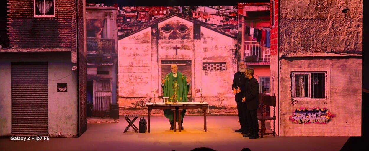 Habemus Papa apela a transformación actoral y el cine en teatro