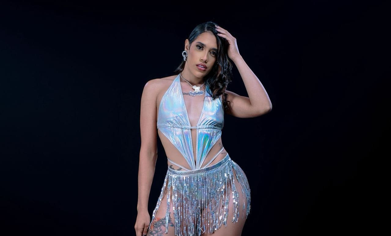 Angelina MVP lanza «Sin Sentimiento Remix»: una crítica al vacío del amor actual