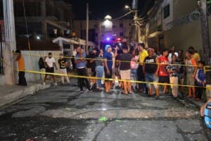 Cinco heridos en explosión de torre Tempo; horas antes vecinos habían reportado fuerte olor a gas