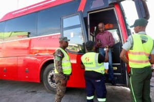 INTRANT despliega amplio operativo para vigilar el transporte en Navidad