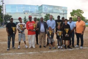 Luisito Mercedes cierra en grande torneo interno