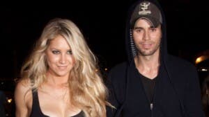 Enrique Iglesias y Anna Kournikova dan la bienvenida a su cuarto hijo