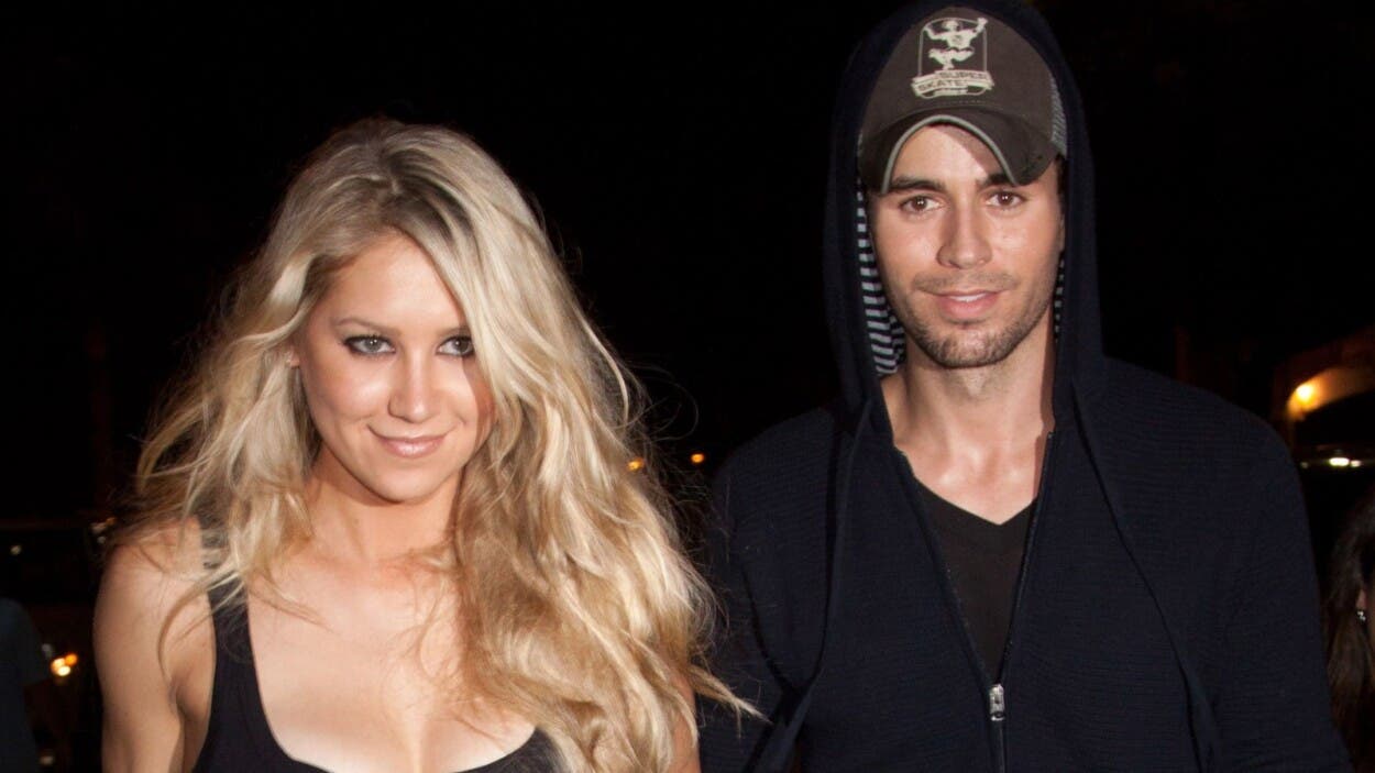 Enrique Iglesias y Anna Kournikova dan la bienvenida a su cuarto hijo