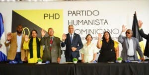 Ramón Emilio Goris inicia nuevo período al frente del PHD y llama a la unidad partidaria