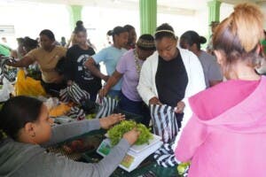 Miles se benefician de las Grandes Ferias Agropecuarias del Inespre