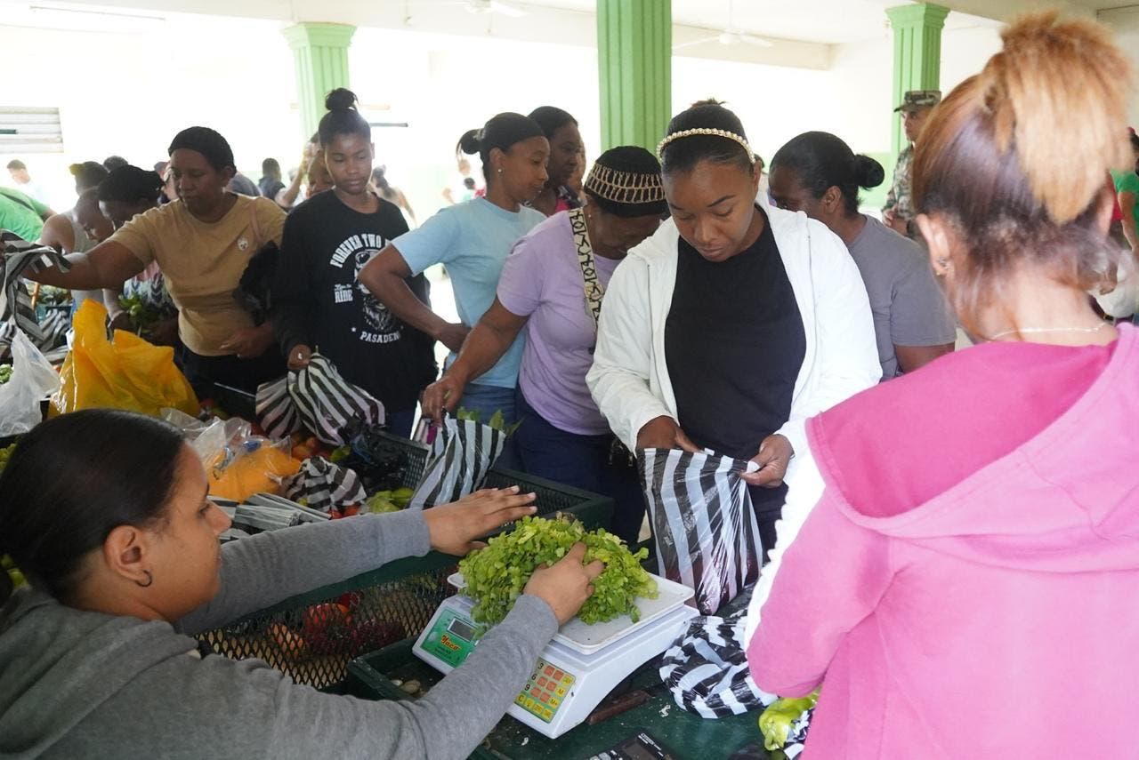 Miles se benefician de las Grandes Ferias Agropecuarias del Inespre