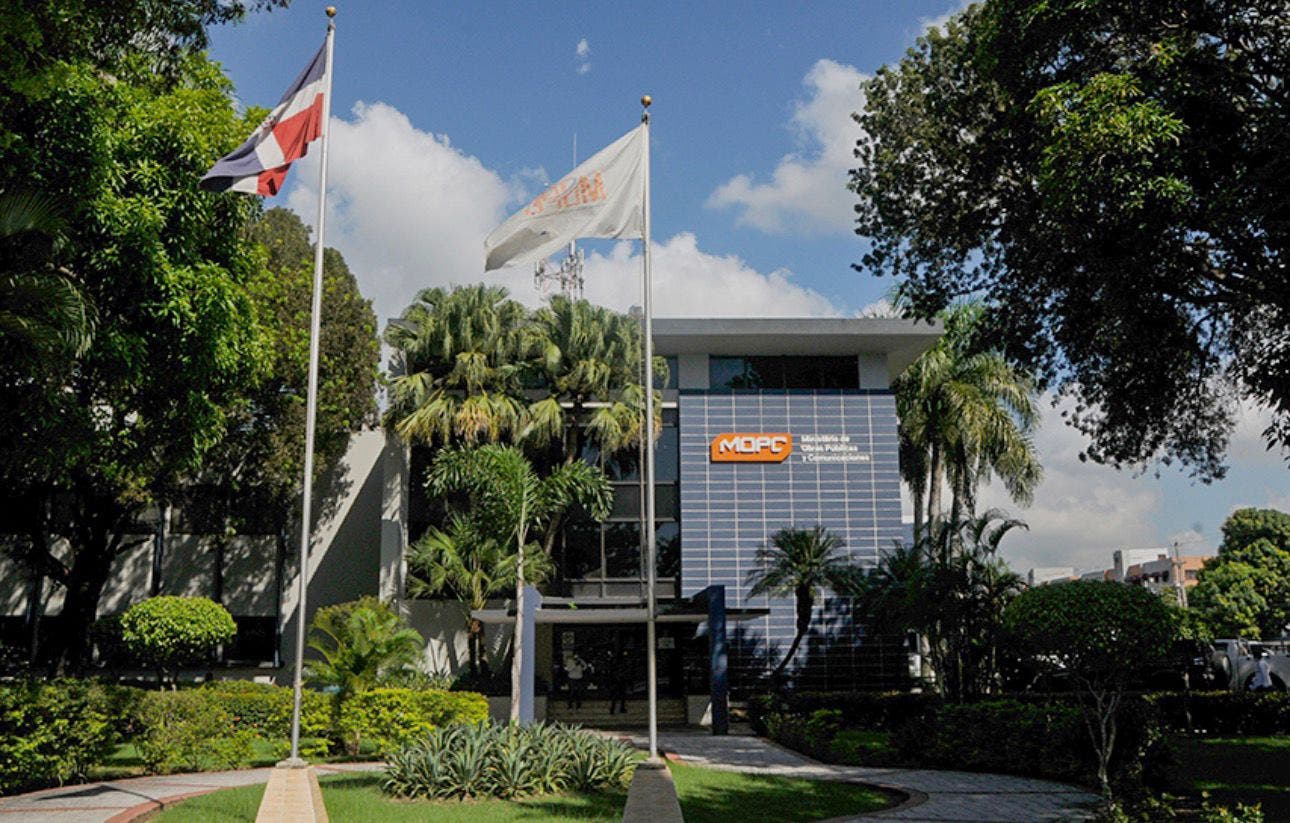 Obras Públicas iniciara más de 30 obras en provincias impactadas por la tormenta Melissa