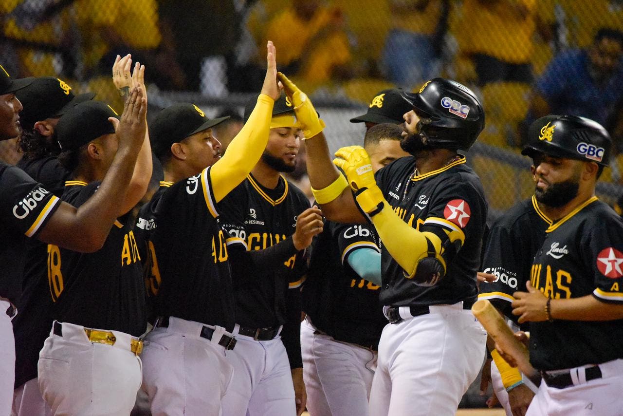 Águilas Cibaeñas vencen Gigantes y siguen imbatibles en la casa