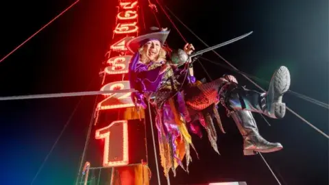 ¡Celebraciones únicas para recibir el Año Nuevo en Estados Unidos: descubre cómo!